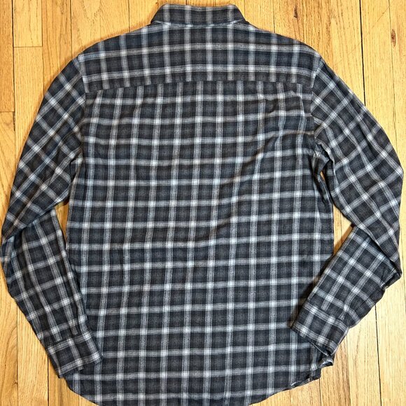 Club Monaco Slim Fit Long-Sleeved Casual Button Down - Picture 2 of 3